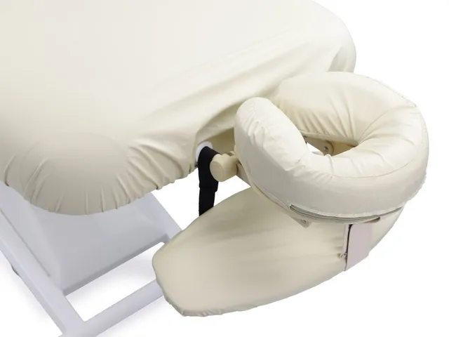 habys-linea-v1-lresistenter-bezug-f-r-massageliegen image 1