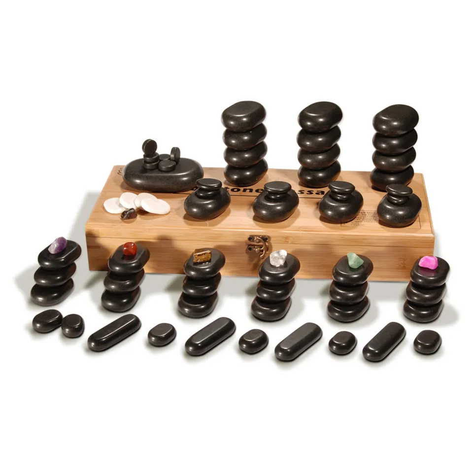 master-massage-70-teiliges-hot-stone-luxus-set-basalt-mit-7-chakra-in-bambuskist image 1
