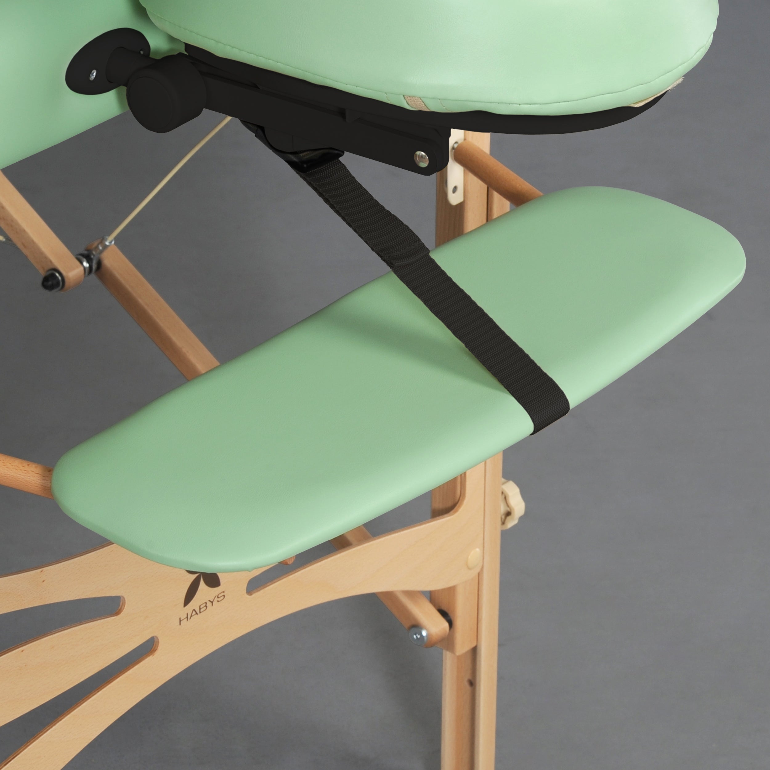 habys-massageliege-panda-plus-klappbar-70-cm-gr-n-kosmetikliege-3-teilig image 4